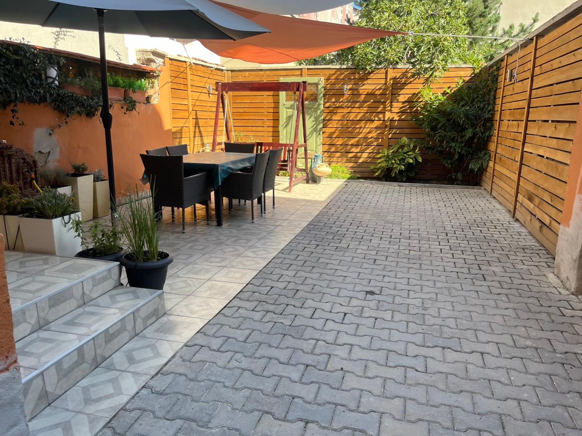 Diva Garden Apartment Plovdiv Eksteriør billede